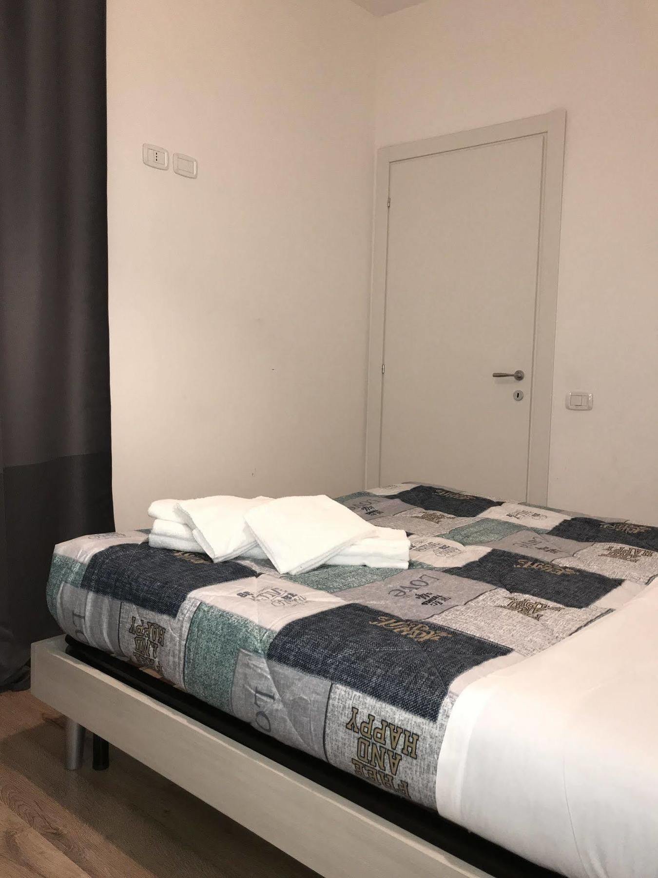 Hotel Elite Loreto Milano Exterior foto